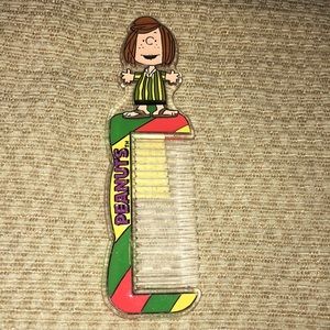 💛❤️NWT Peanuts Collector’s Peppermint Patty Comb